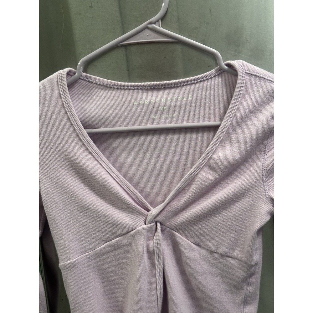 Y2K Aeropostale SzXS Pastel Lilac Ribbed Cropped Snug Sleeve Crisscross V Neck